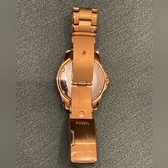 Fossil Women’s Riley Multifunction Rose Gold-Tone Stainless Steel Watch - Picture 10 of 10